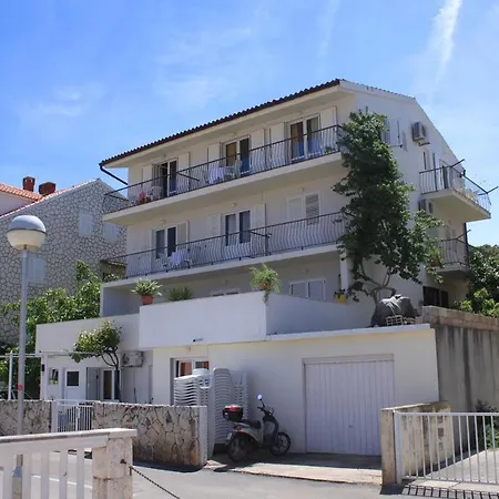 Hvar 4004c